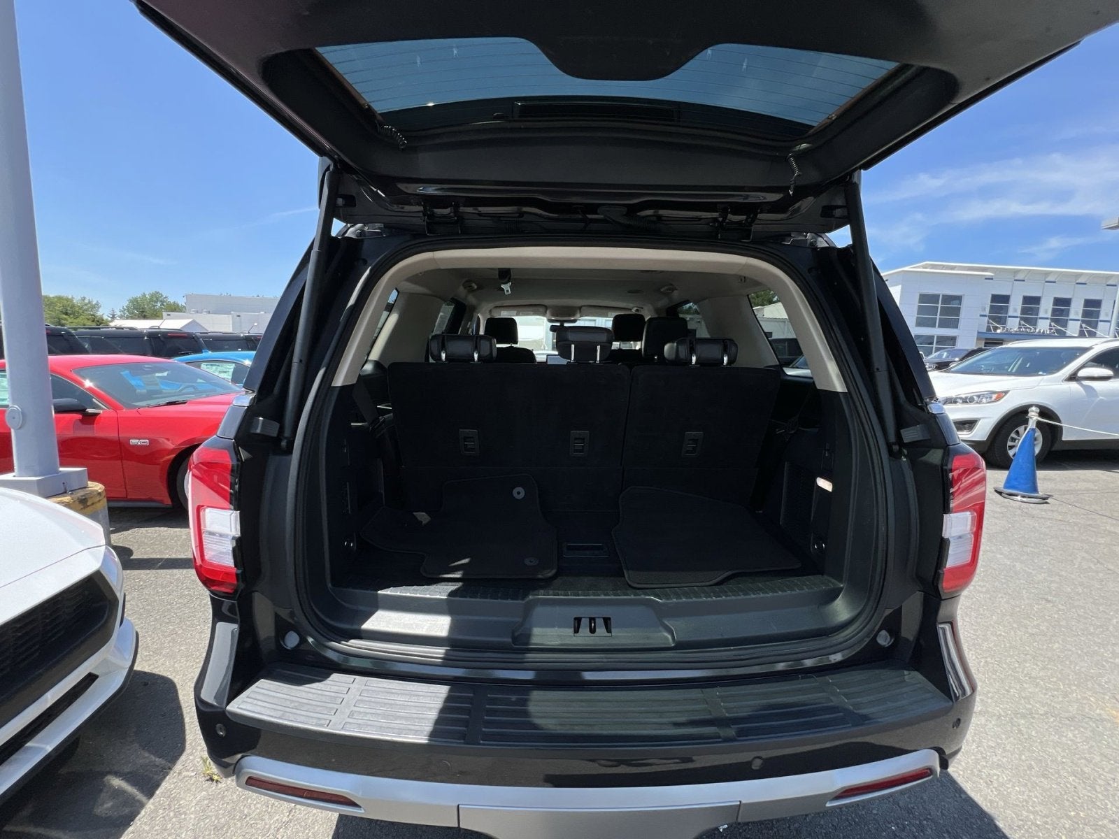 2024 Ford Expedition XLT