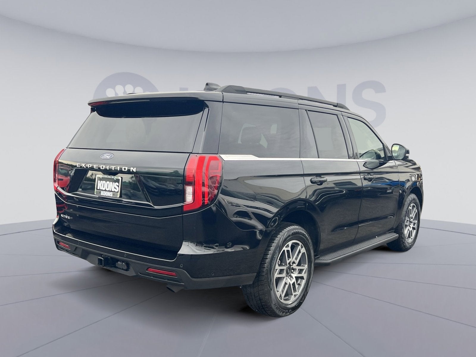 2025 Ford Expedition Active