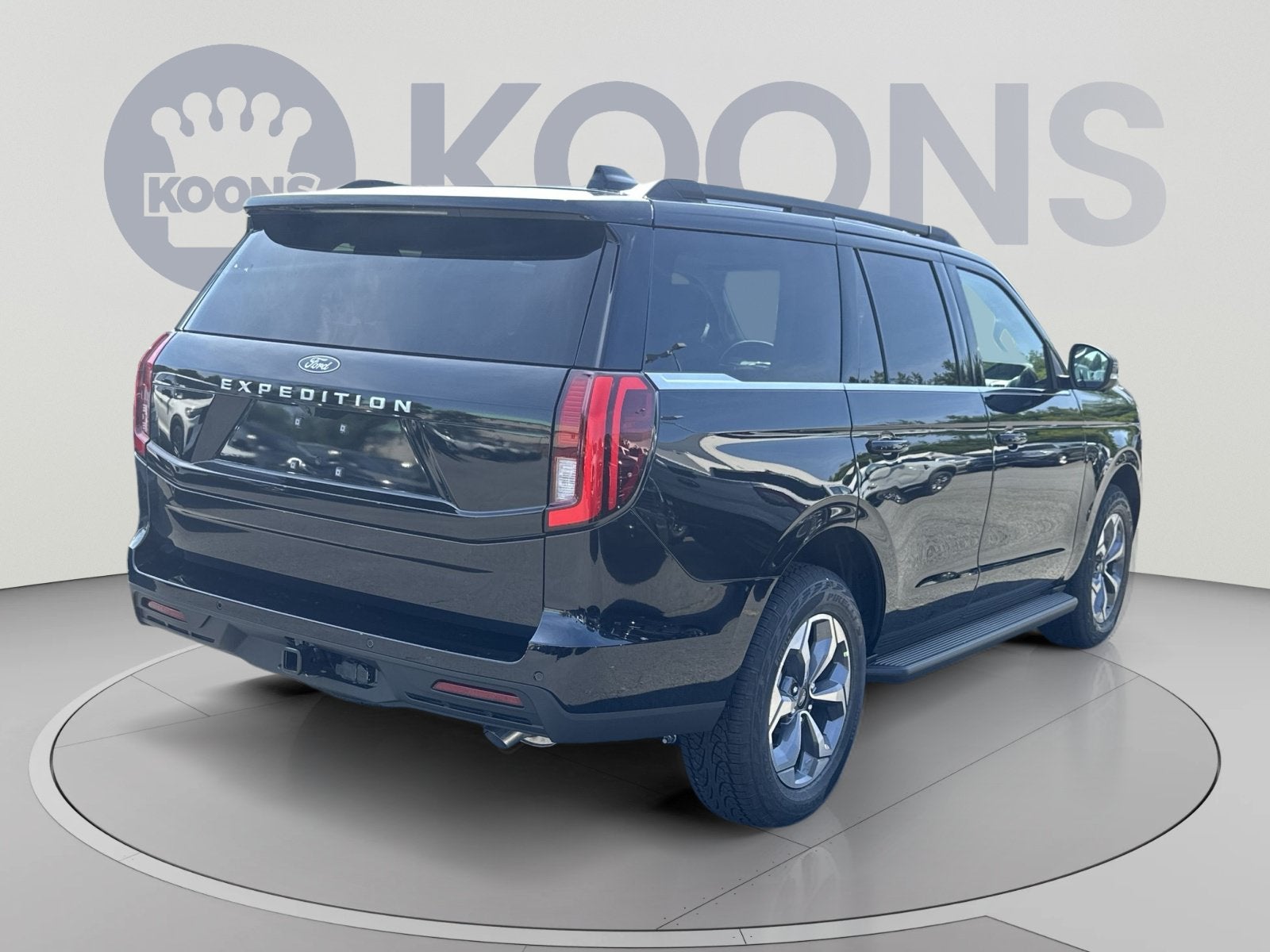 2027 Ford Expedition Active