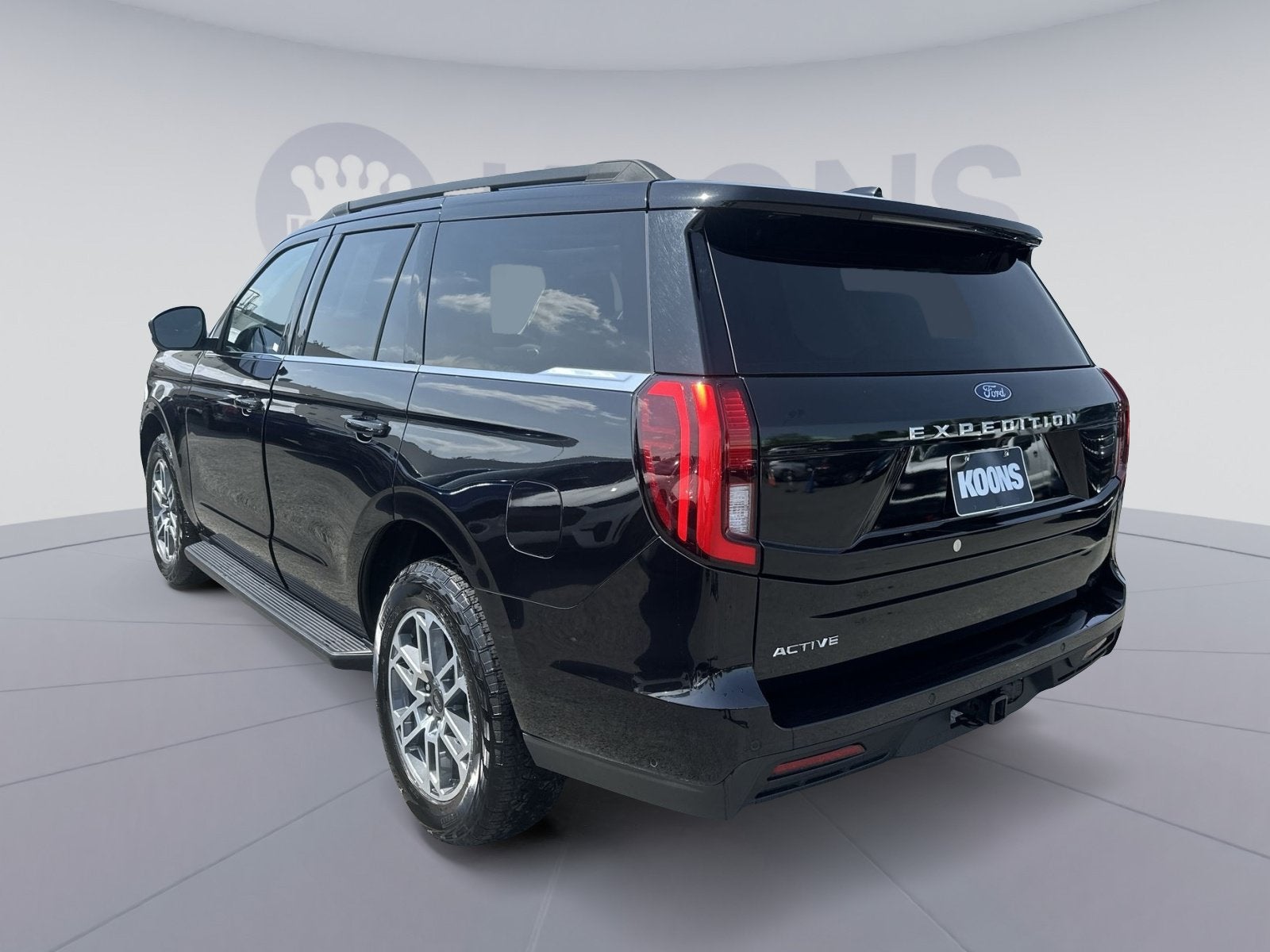 2025 Ford Expedition Active