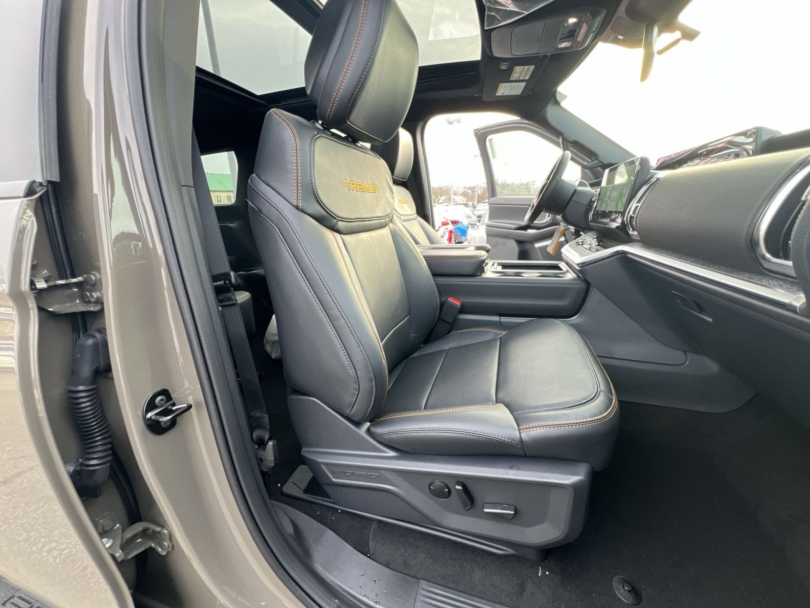 2026 Ford Expedition Tremor