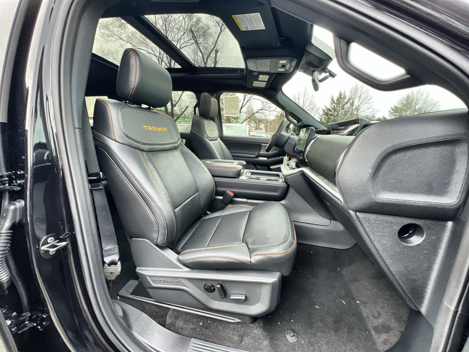 2025 Ford Expedition Tremor