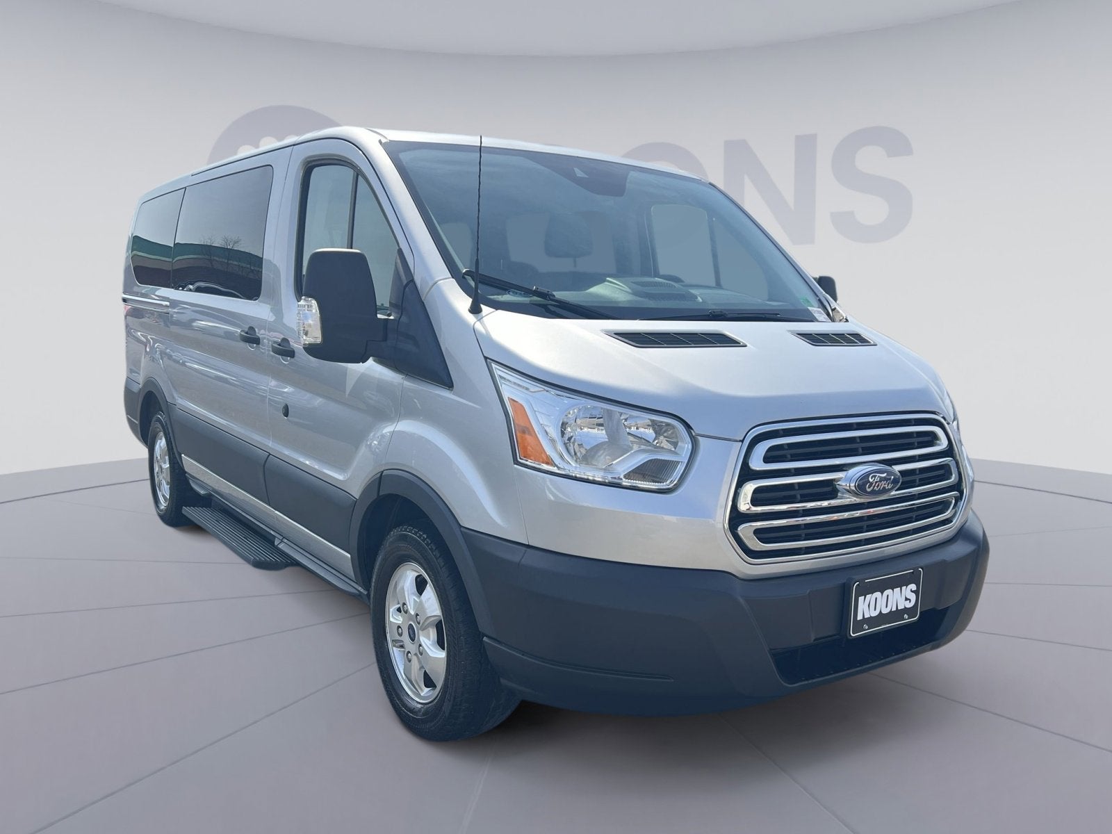 2018 Ford Transit-150 XLT