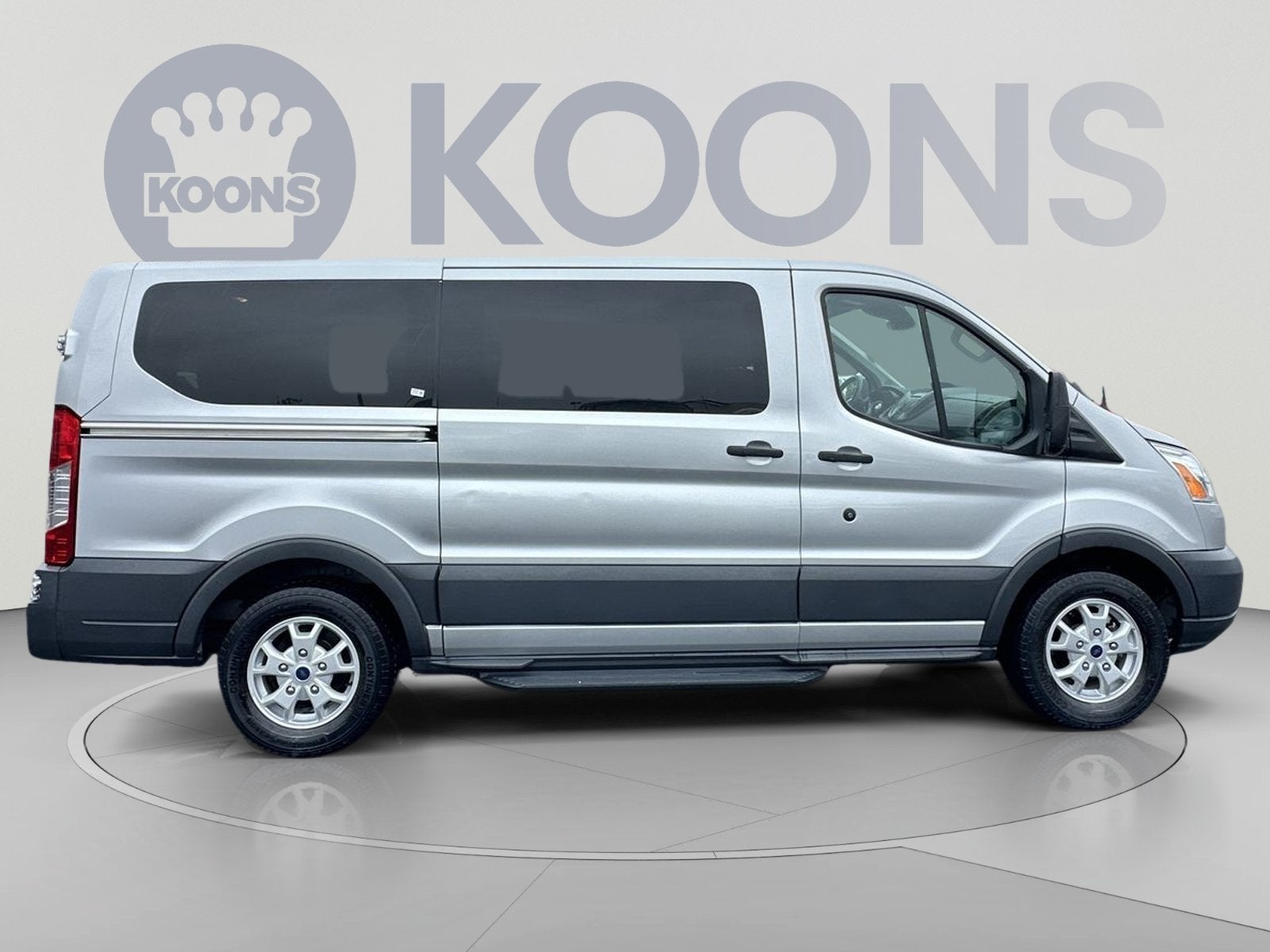2016 Ford Transit-150 XLT