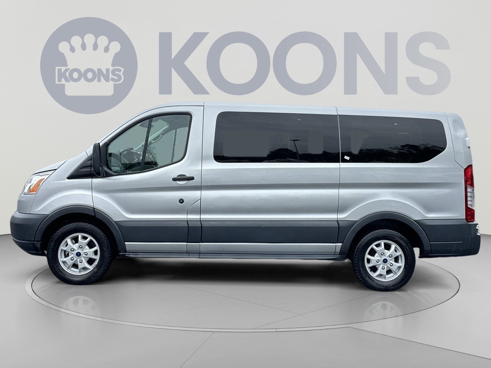 2016 Ford Transit-150 XLT