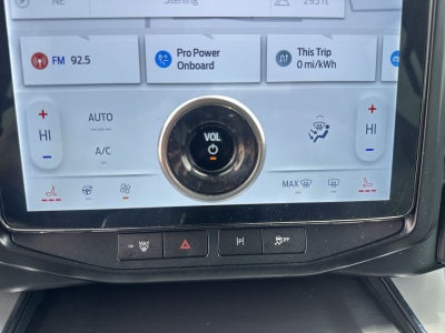 2024 Ford F-150 Lightning Flash