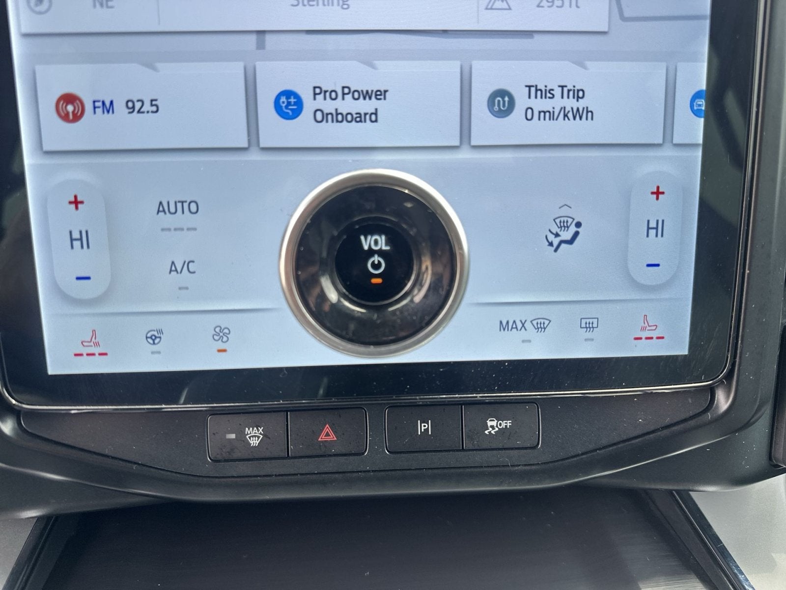 2024 Ford F-150 Lightning Flash