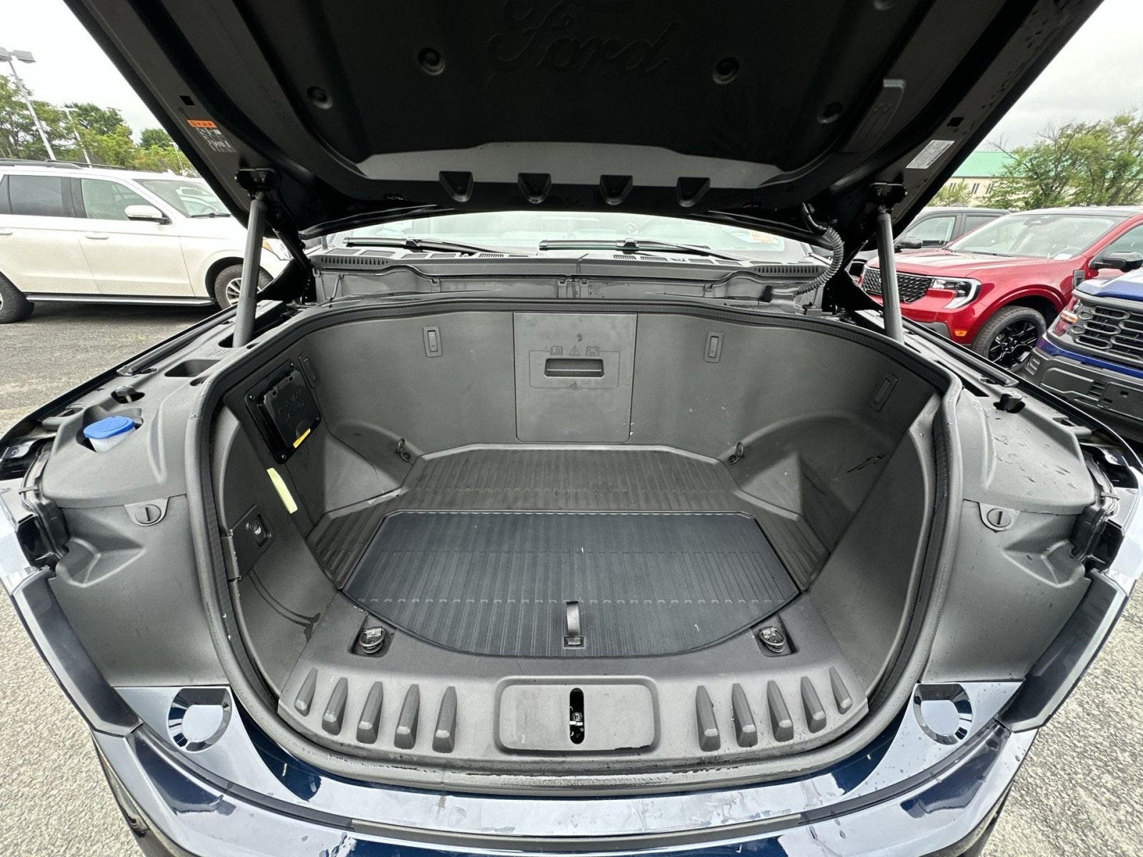 2024 Ford F-150 Lightning Flash