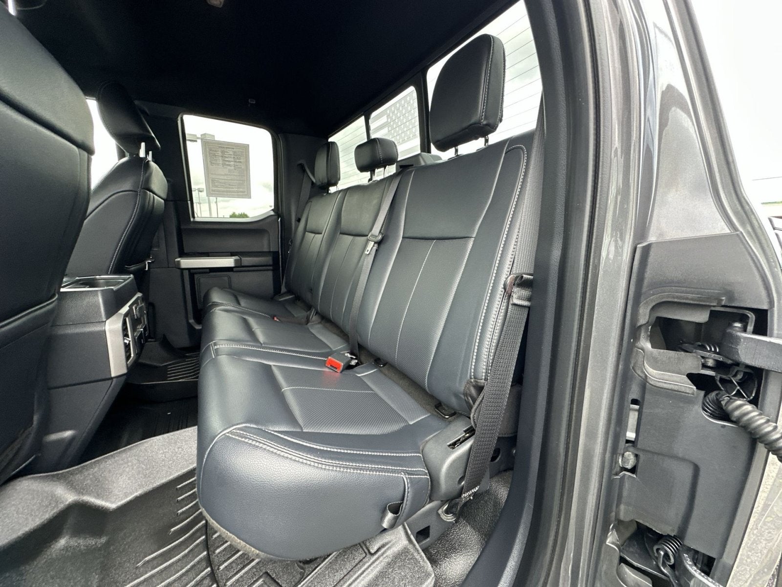 2022 Ford F-250SD Lariat