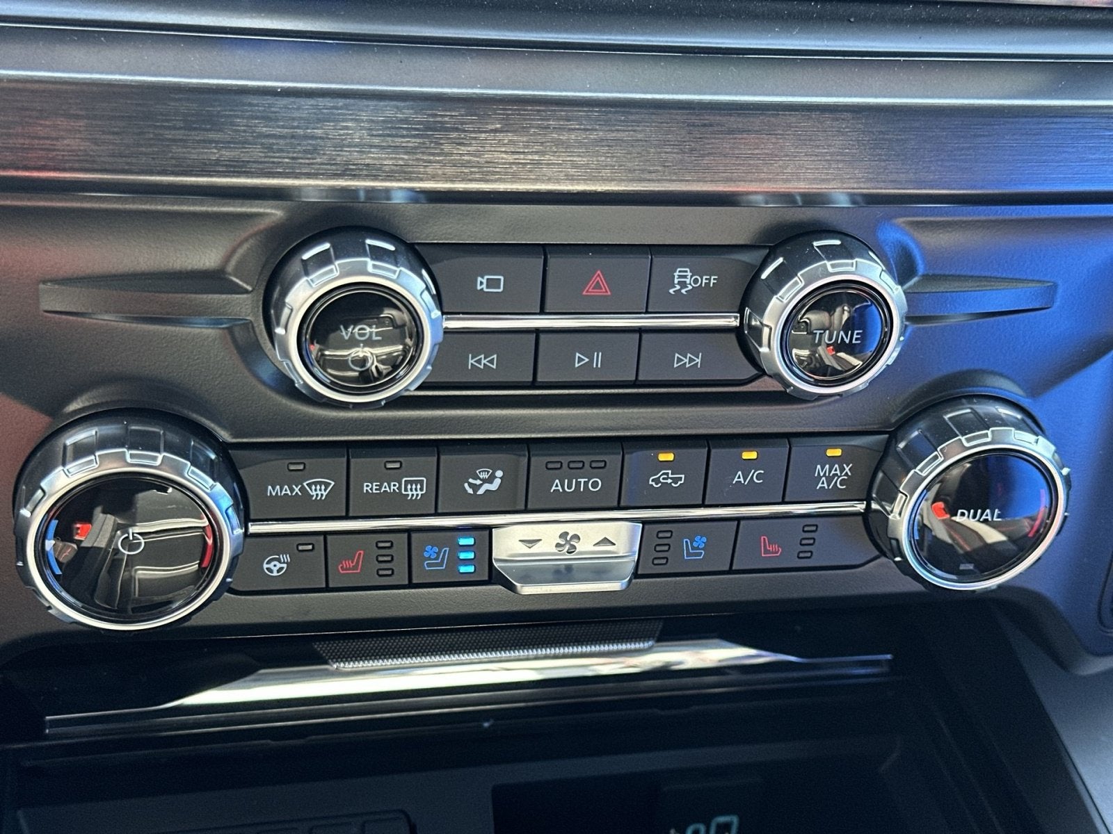 2026 Ford F-250SD Black Widow Lariat Ultimate Edition