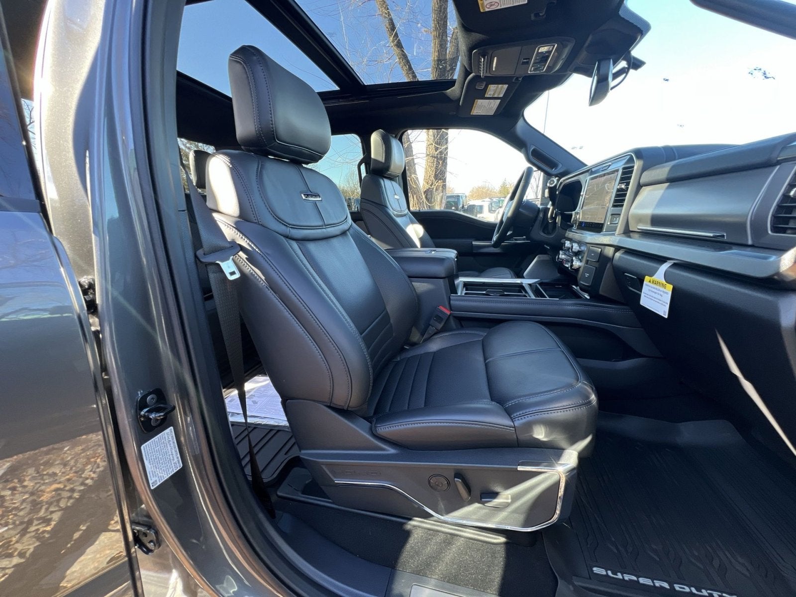 2025 Ford F-250SD Platinum