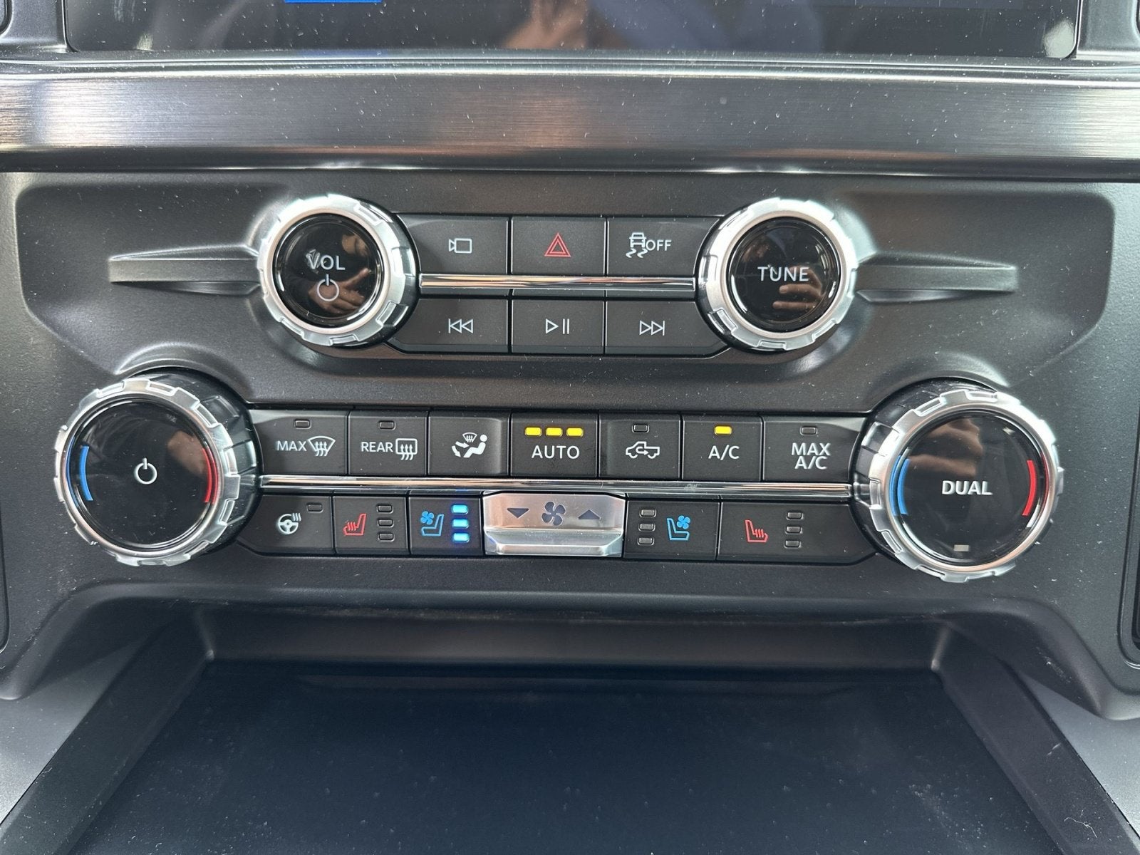 2026 Ford F-250SD Black Widow Lariat Ultimate Edition