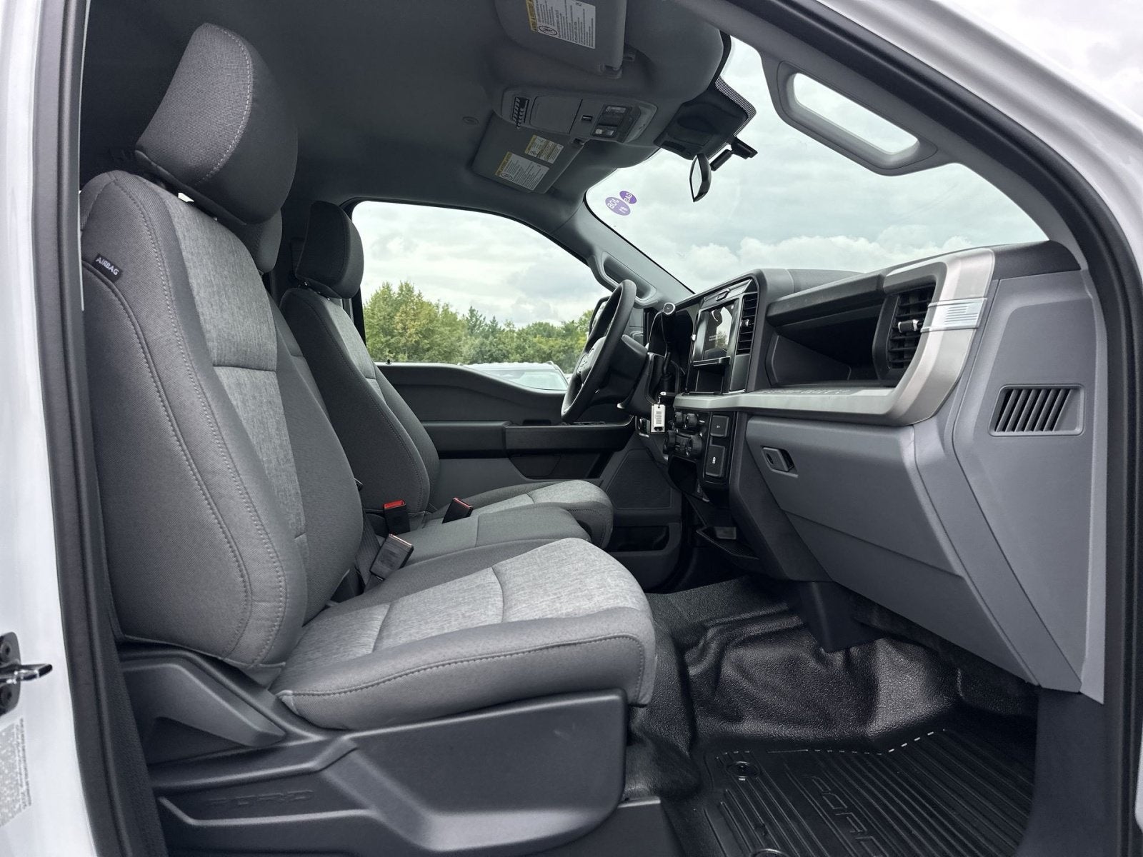 2027 Ford F-250SD XL