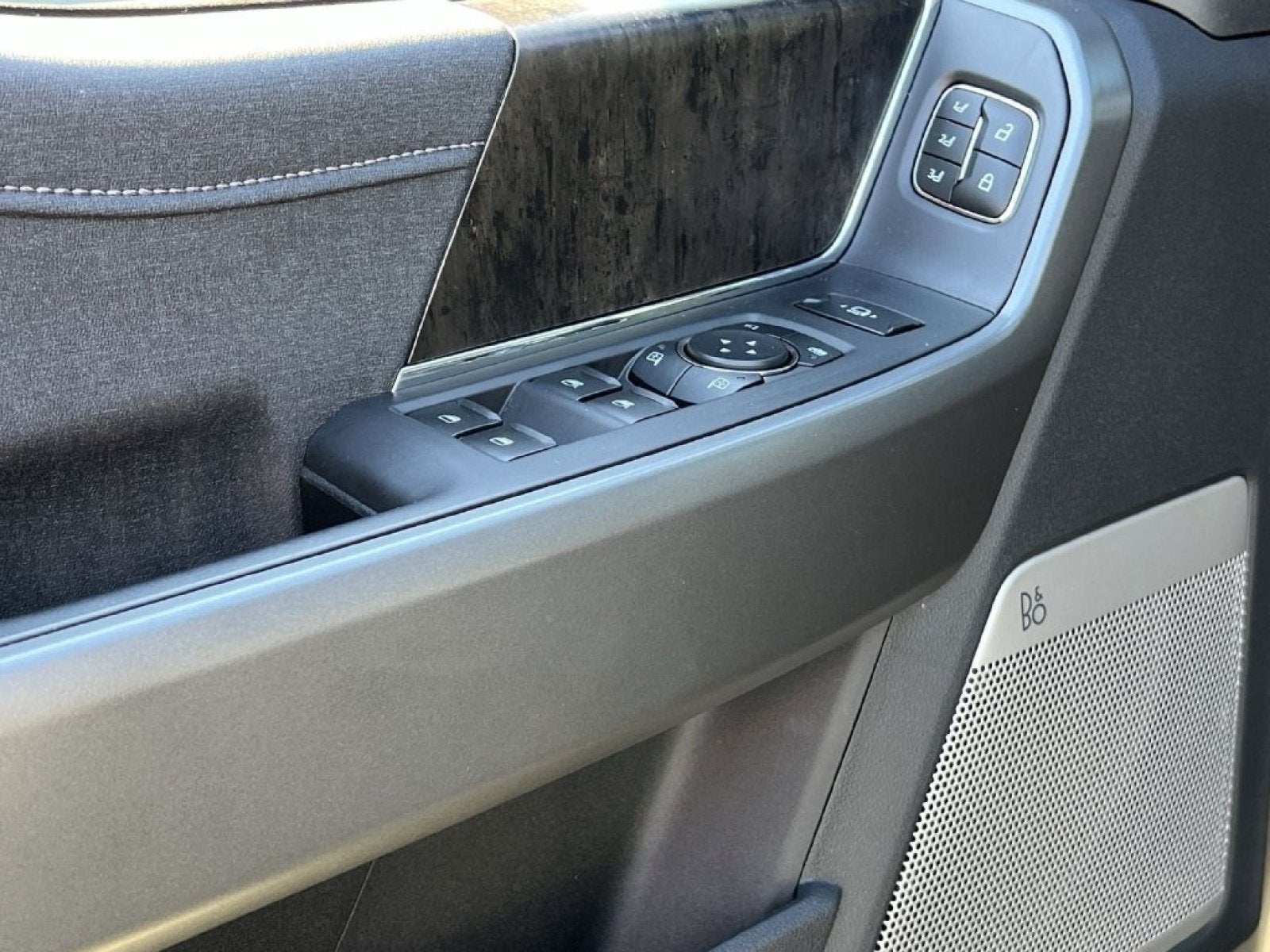 2027 Ford F-250SD Lariat