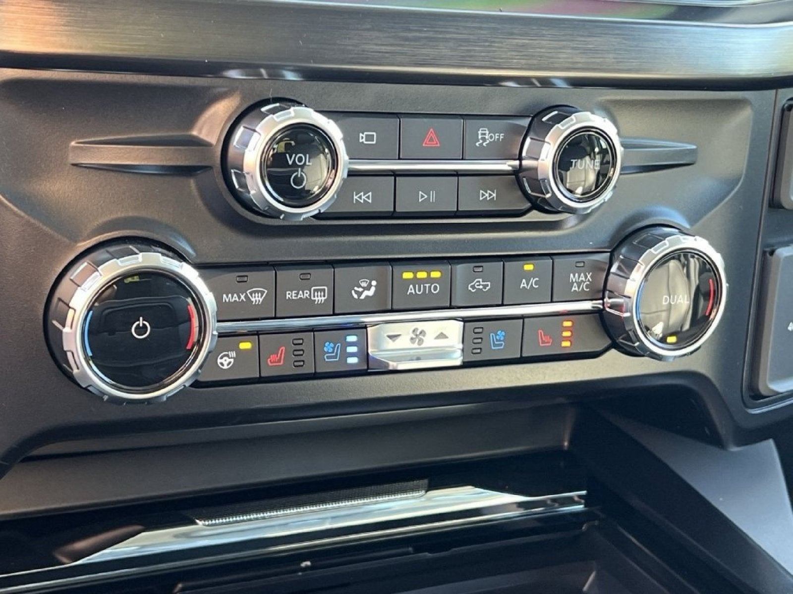2027 Ford F-250SD Lariat
