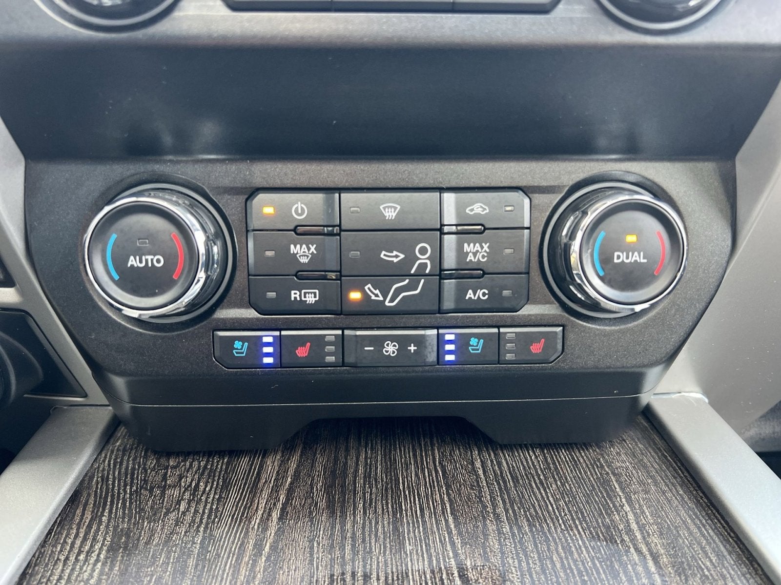 2021 Ford F-250SD Lariat