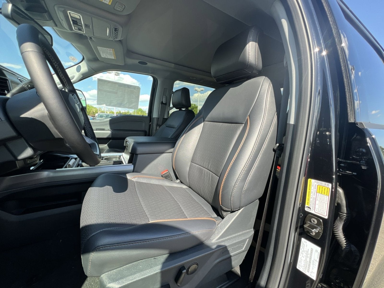 2025 Ford F-350SD Lariat