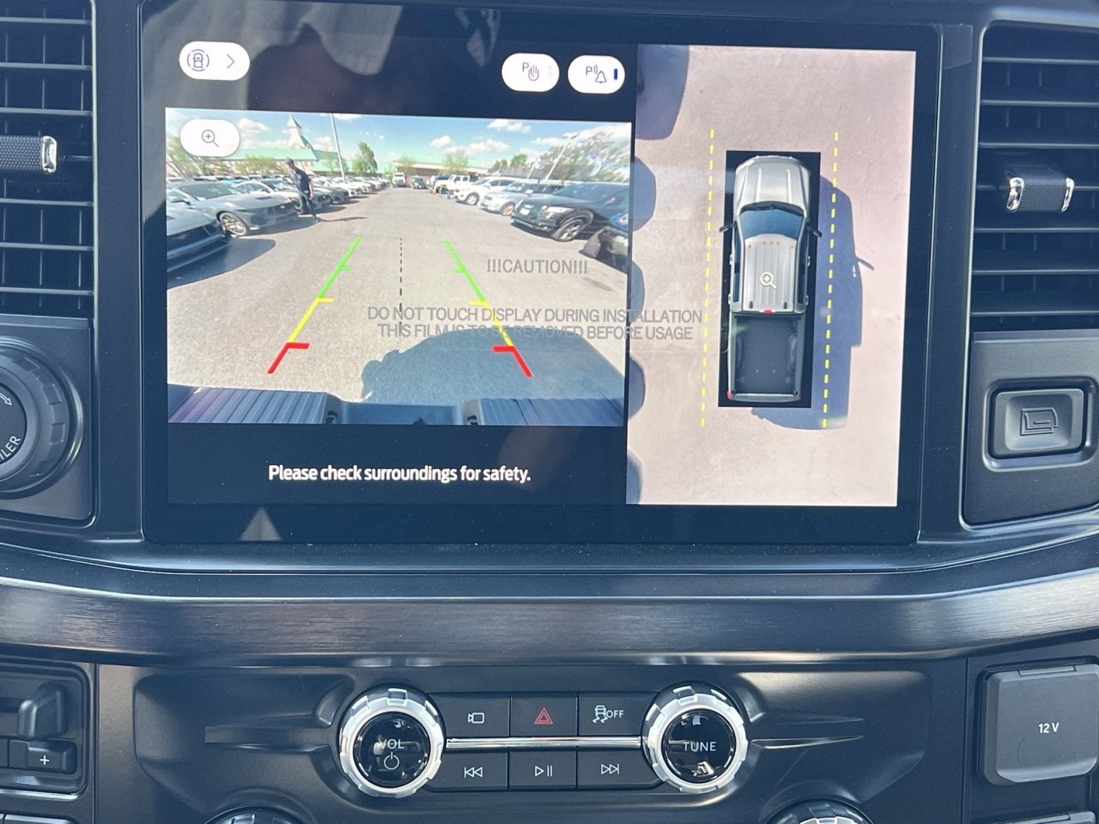 2025 Ford F-350SD Lariat