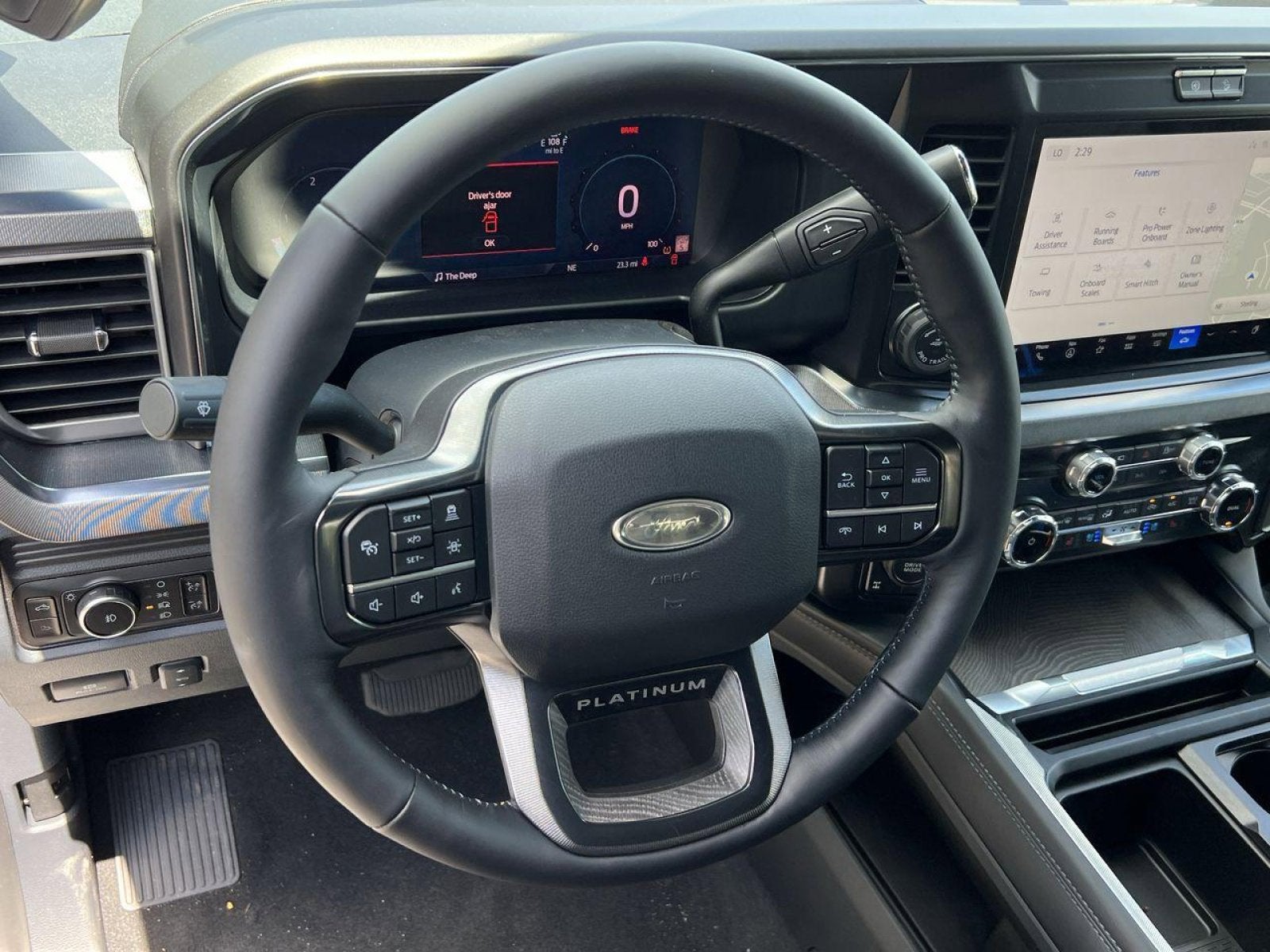 2025 Ford F-350SD Platinum