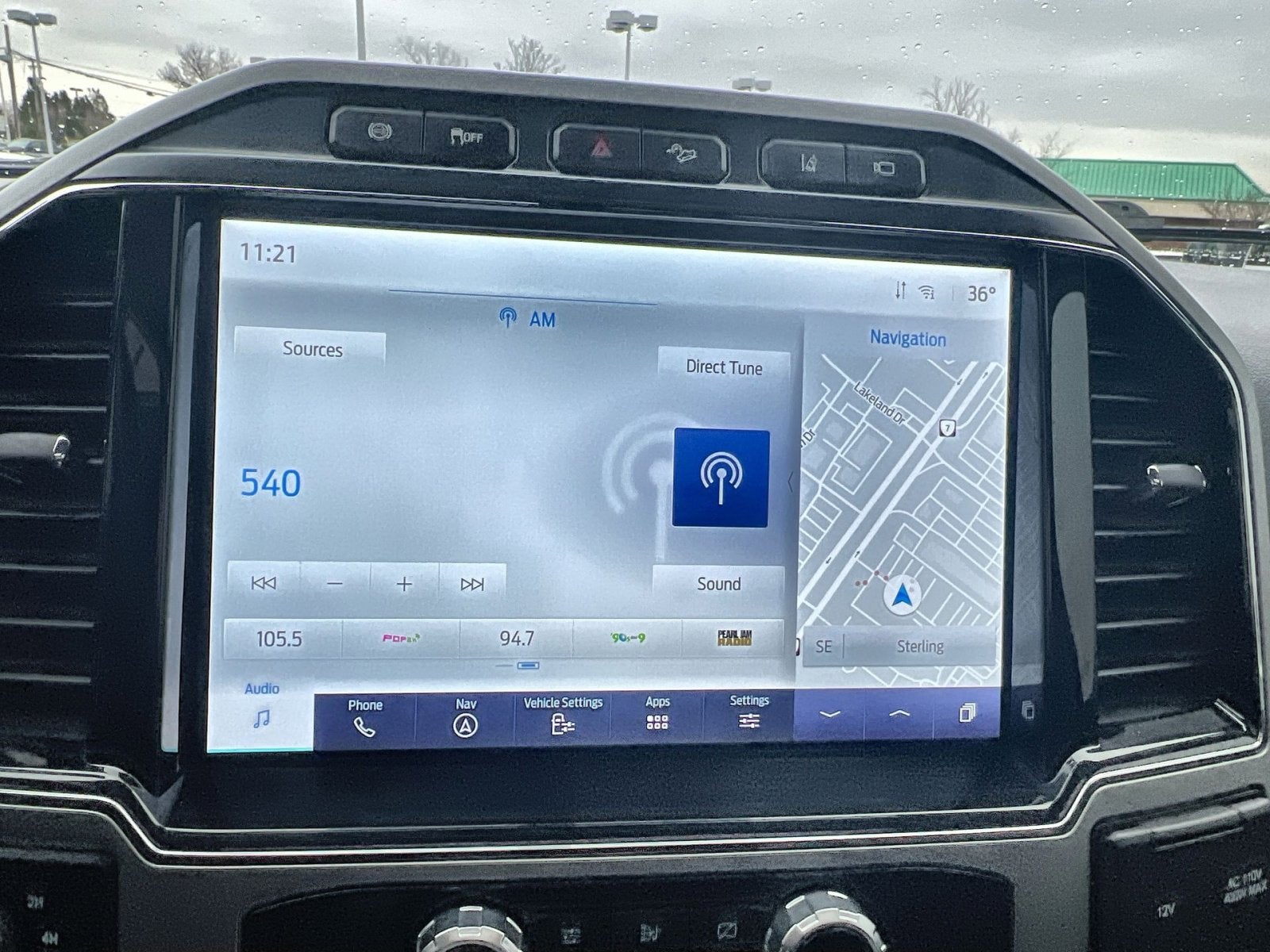 2022 Ford F-350SD Lariat