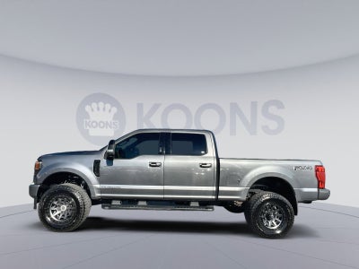 2022 Ford F-350SD Lariat
