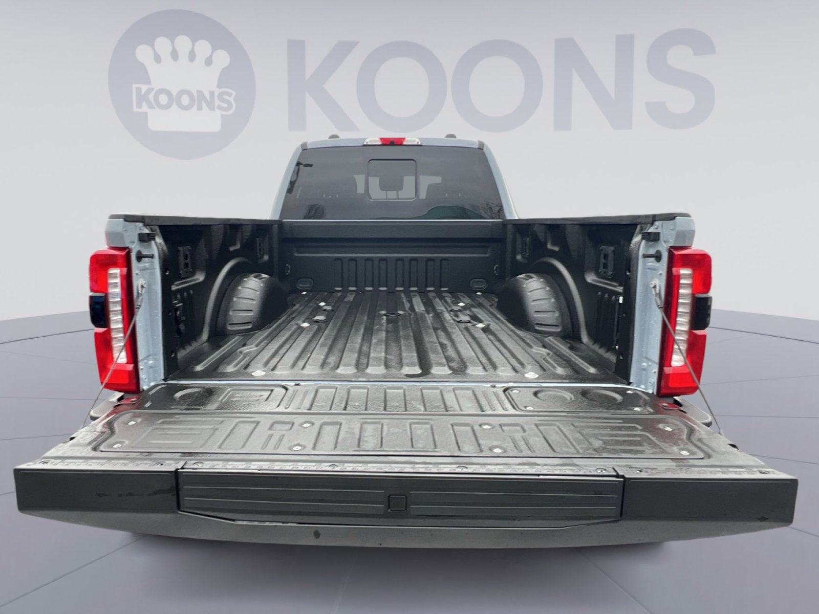 2025 Ford F-350SD Lariat