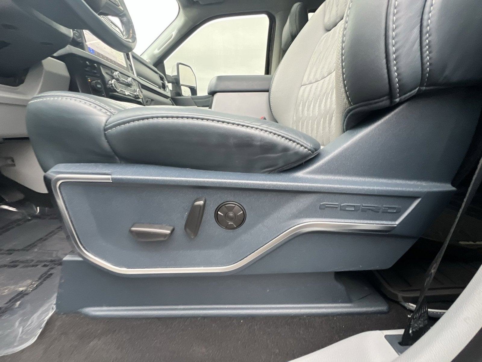 2024 Ford F-350SD Limited