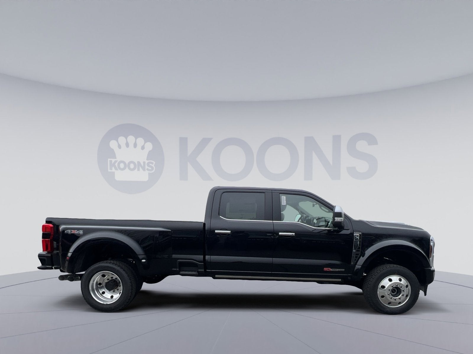 2026 Ford F-450SD Platinum