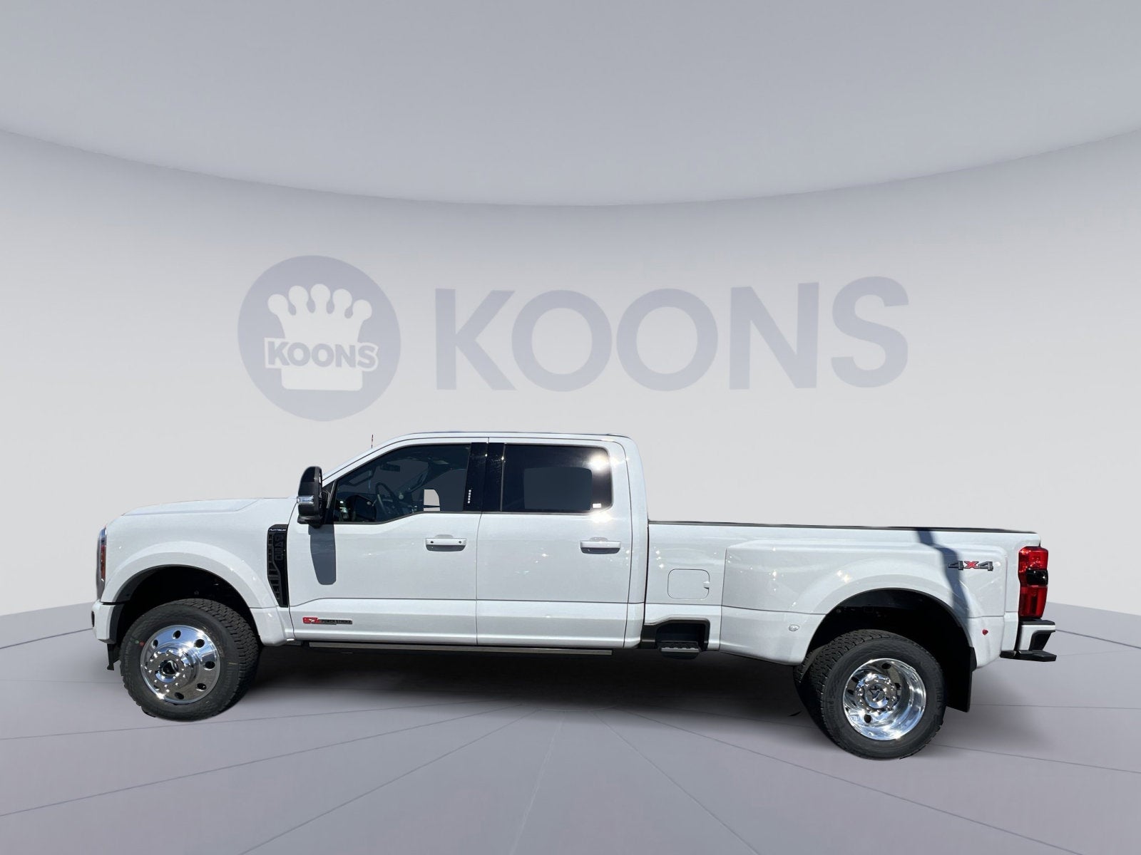 2026 Ford F-450SD Platinum