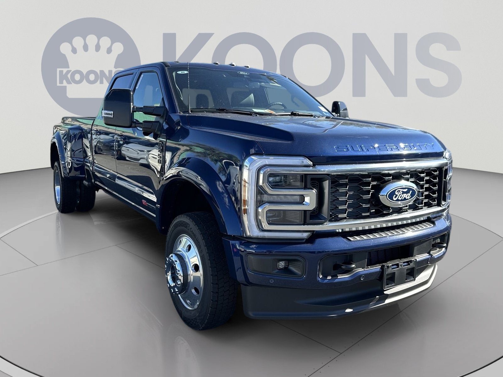 2027 Ford F-450SD Platinum