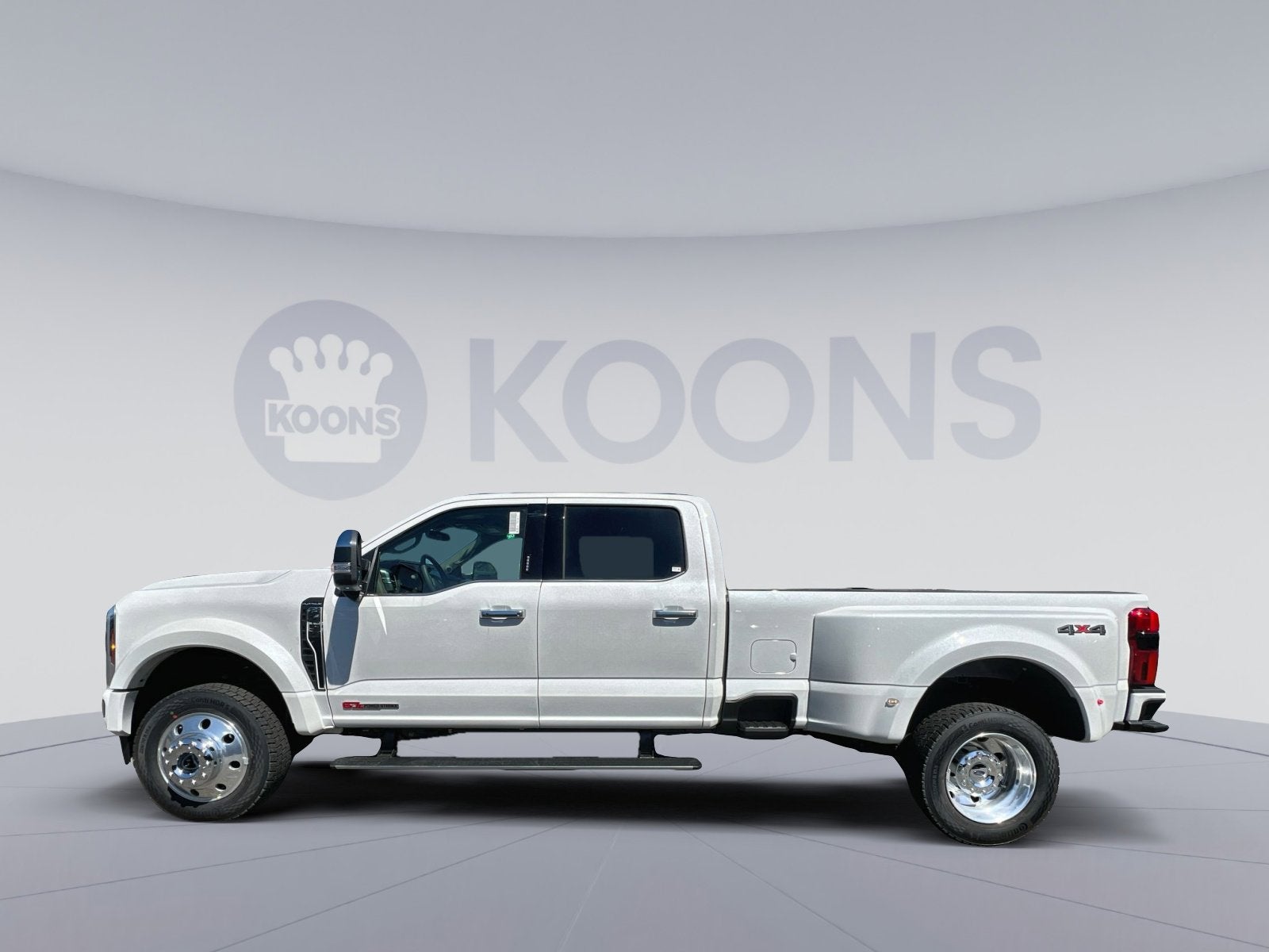 2026 Ford F-450SD Platinum