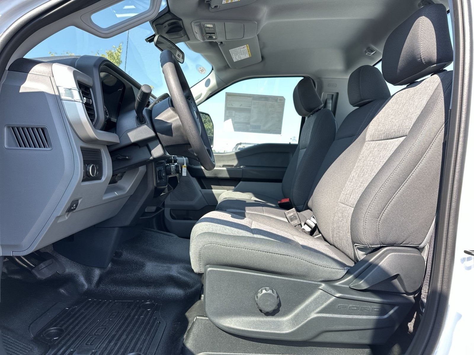2027 Ford F-250SD XL