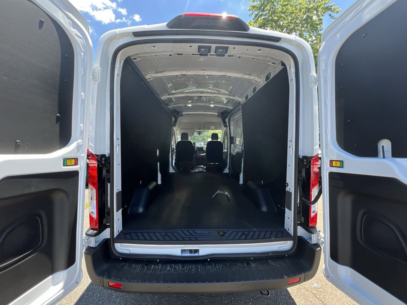2026 Ford Transit-250 Base