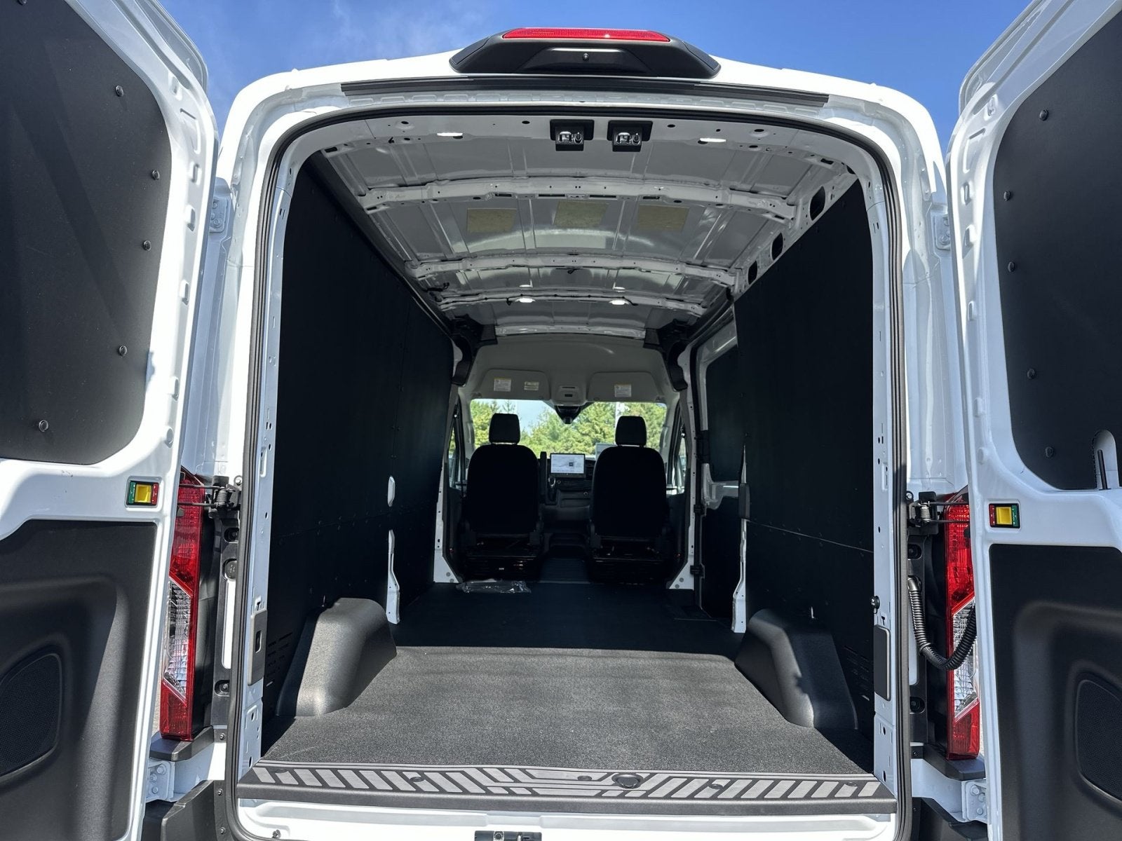 2026 Ford Transit-250 Base