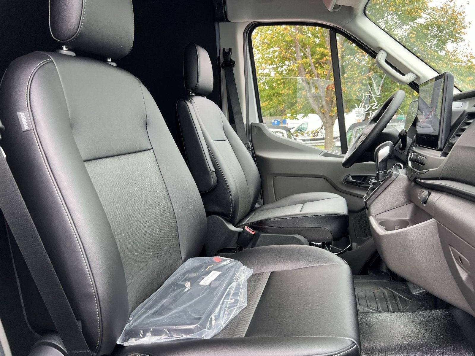 2027 Ford Transit-250 Base