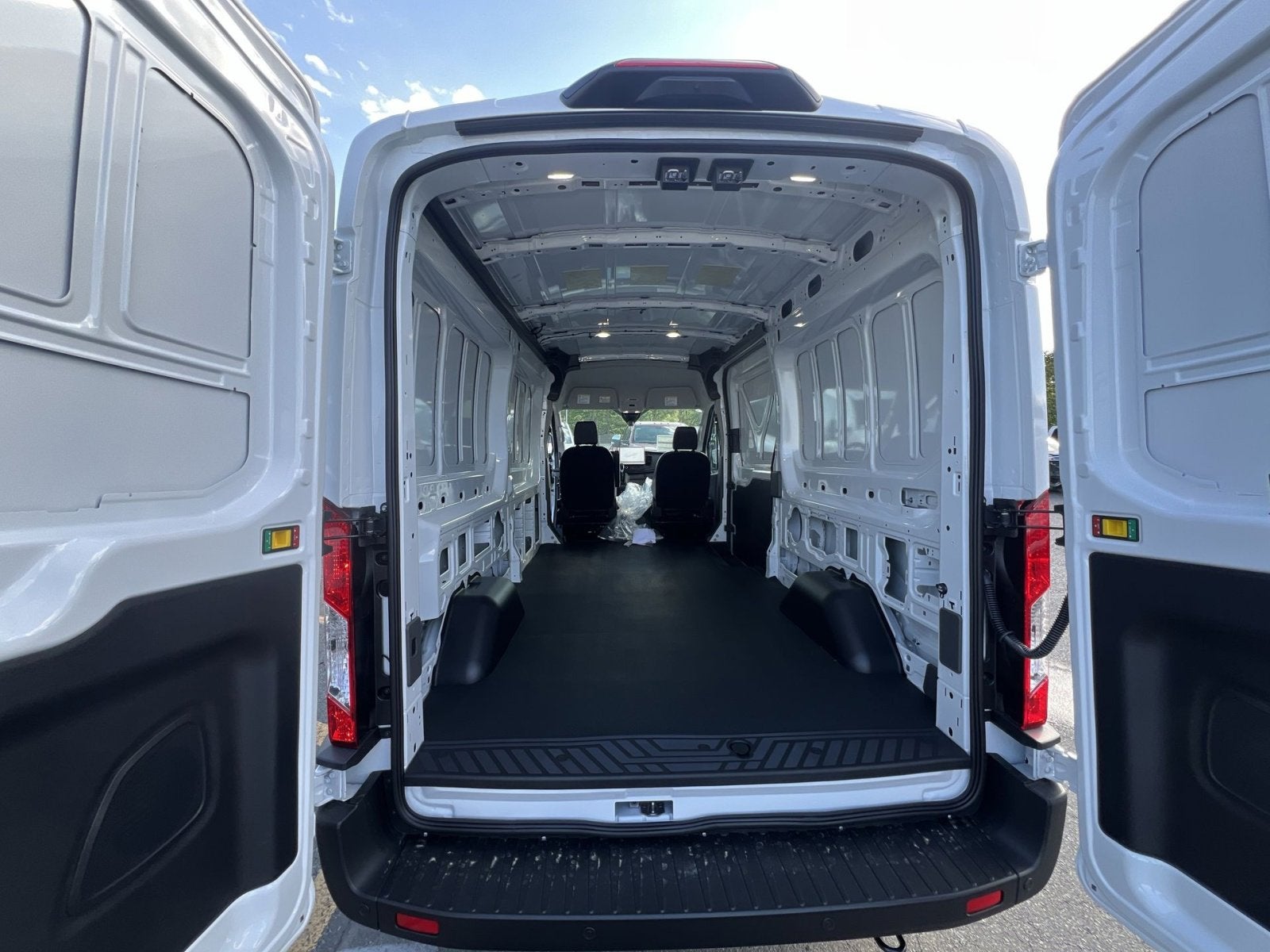 2026 Ford Transit-250 Base