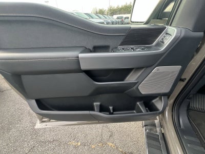 2025 Ford F-150 Lariat Hybrid