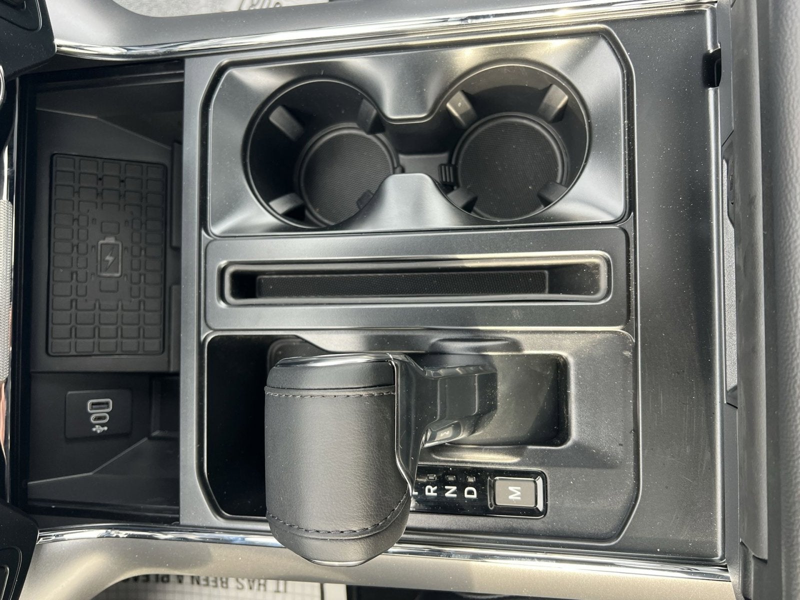 2025 Ford F-150 Lariat Hybrid