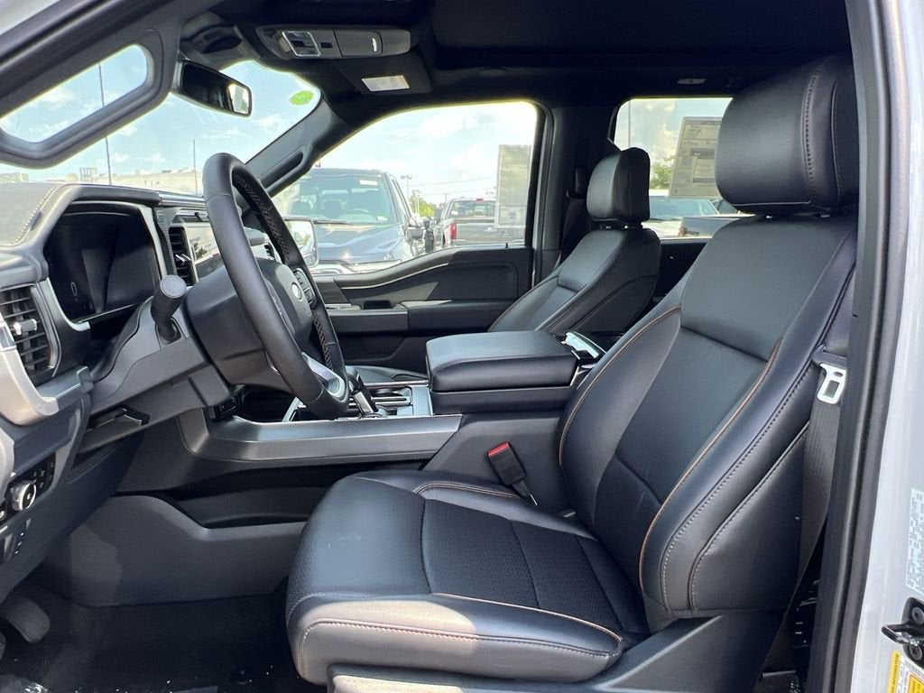 2025 Ford F-150 Lariat Hybrid