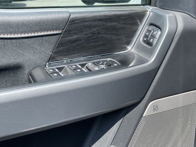 2025 Ford F-150 Lariat Hybrid