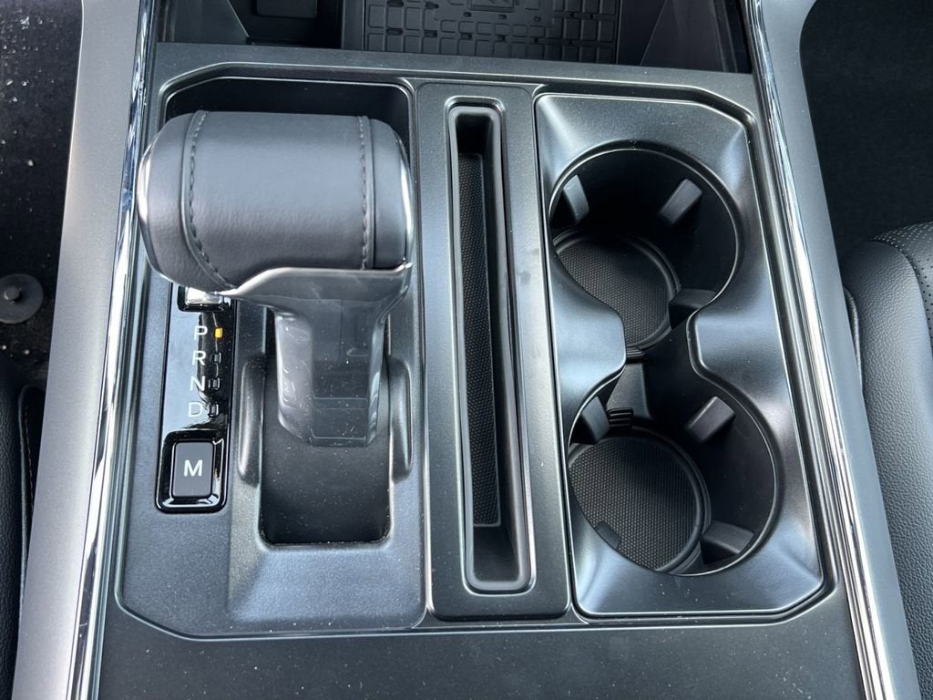 2025 Ford F-150 Lariat Hybrid