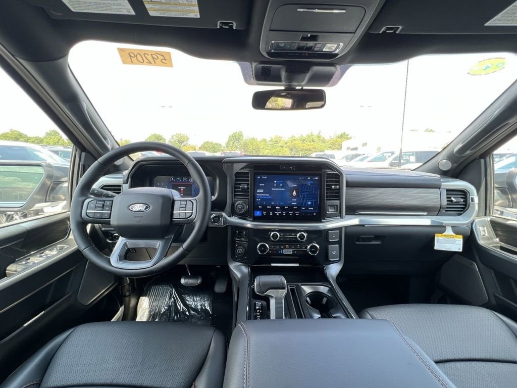 2025 Ford F-150 Lariat Hybrid