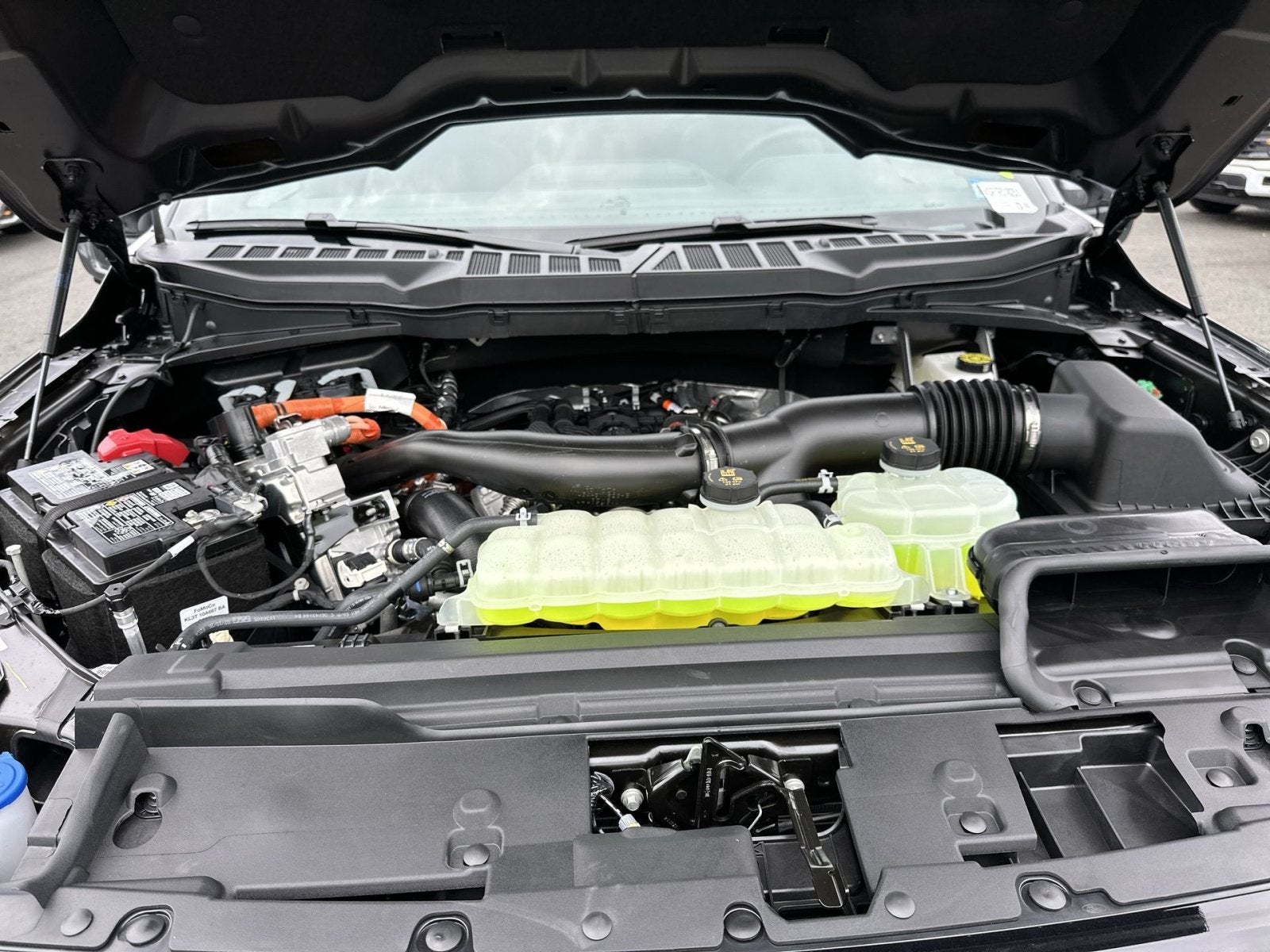 2026 Ford F-150 Lariat Hybrid