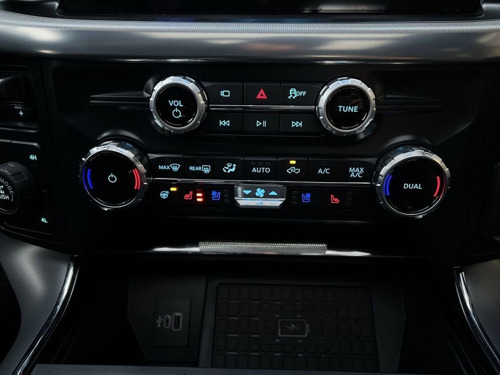 2025 Ford F-150 Lariat Hybrid