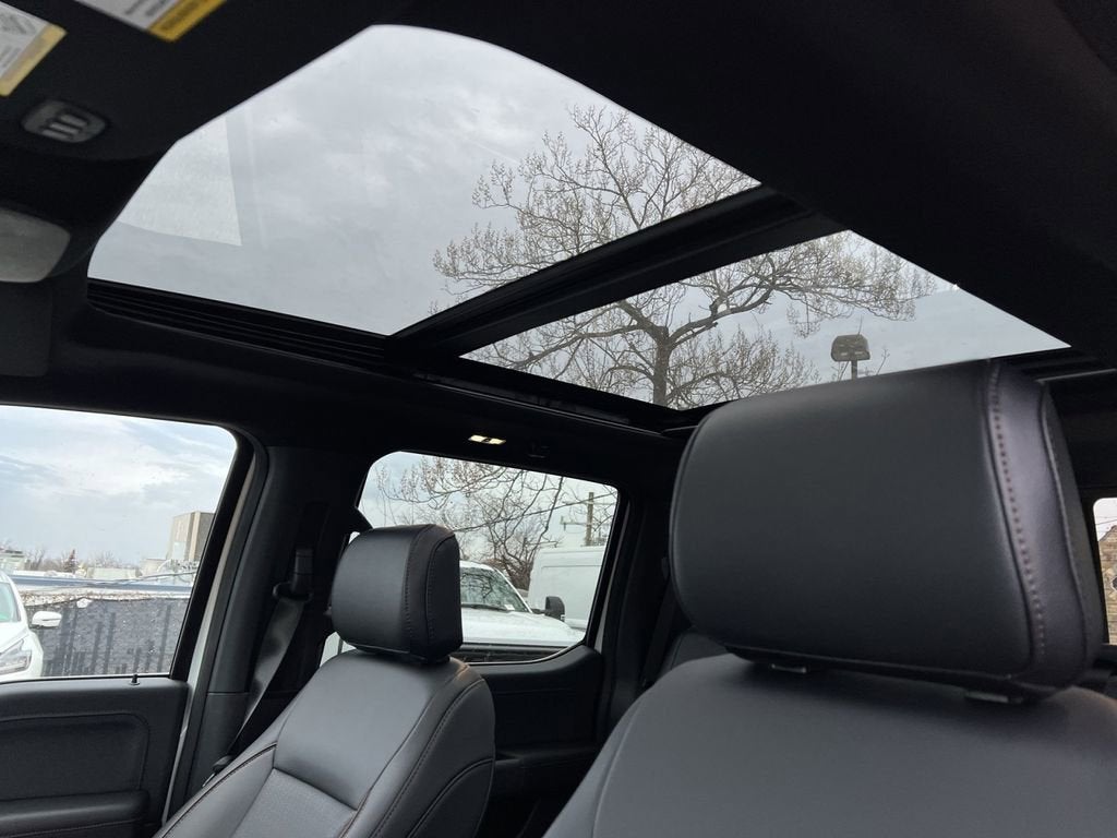 2025 Ford F-150 Lariat Hybrid