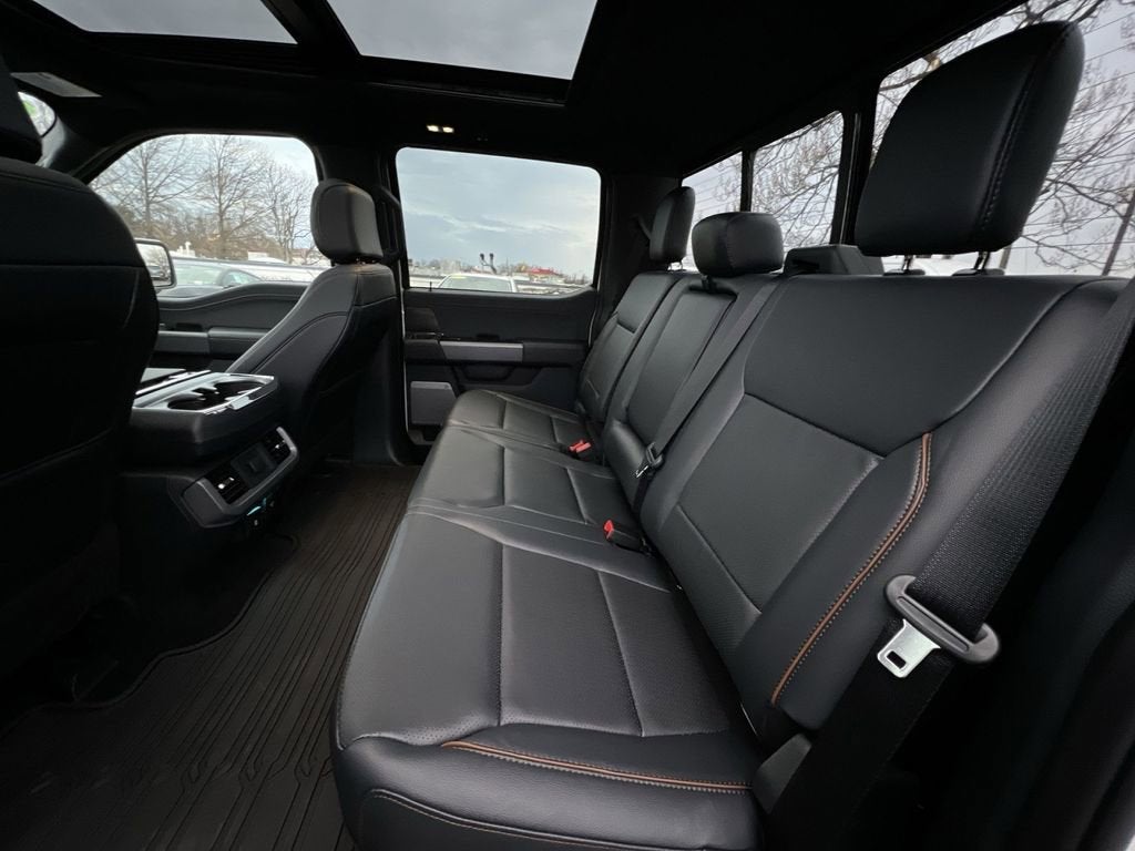 2025 Ford F-150 Lariat Hybrid