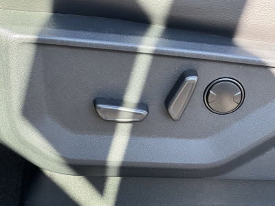 2025 Ford F-150 Lariat Hybrid