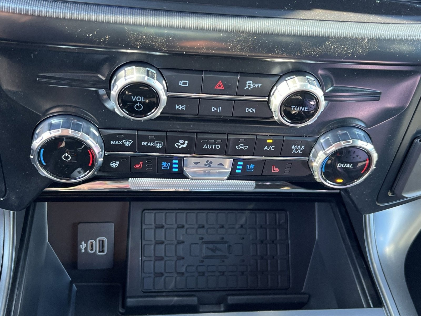 2025 Ford F-150 Lariat Hybrid