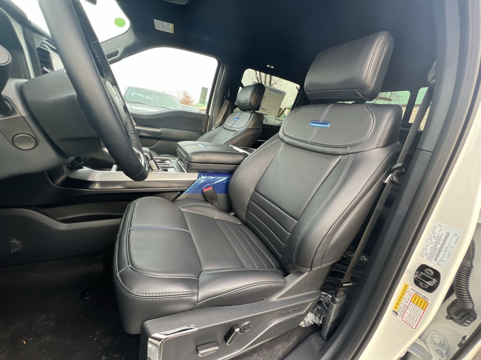 2025 Ford F-150 Platinum Hybrid