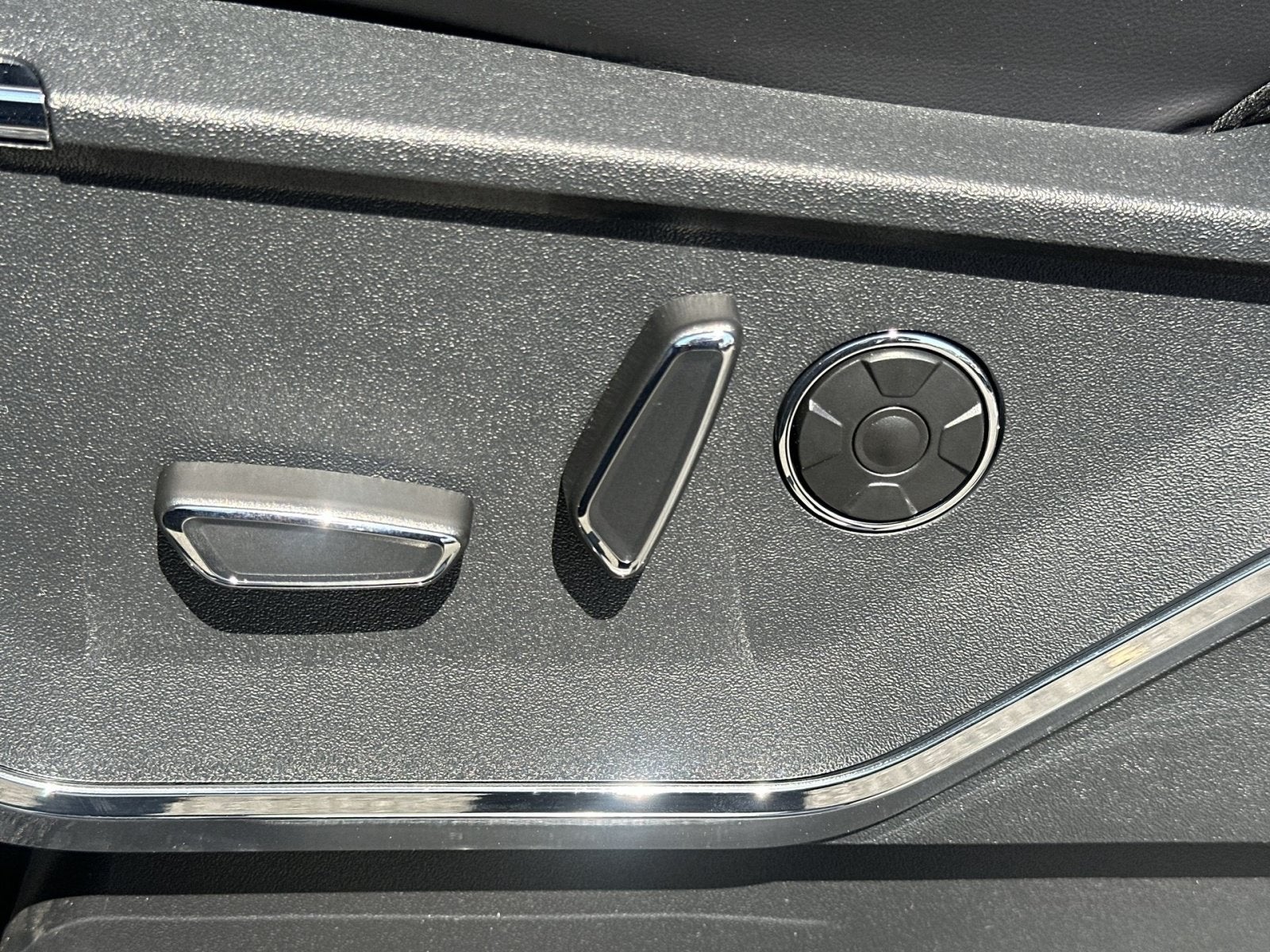 2026 Ford F-150 Platinum Hybrid